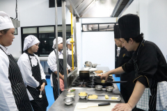 LINE_ALBUM_pre-degree-030969_260903_4