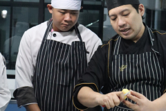 LINE_ALBUM_pre-degree-030969_260903_61
