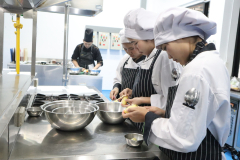 LINE_ALBUM_pre-degree-030969_260903_63
