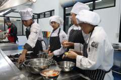 LINE_ALBUM_pre-degree-030969_260903_65