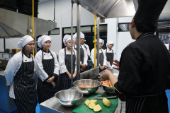 LINE_ALBUM_pre-degree-030969_260903_67