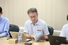 4B8A6919