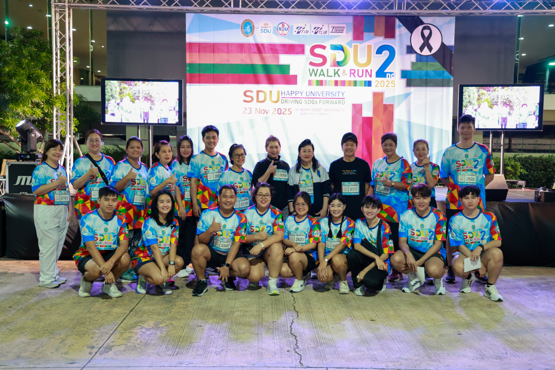 1X1A3084