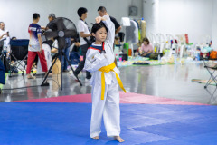 25690808-4B8A5885