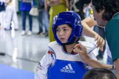25690808-4B8A5909