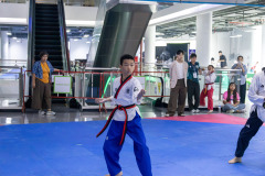 25690808-4B8A6976