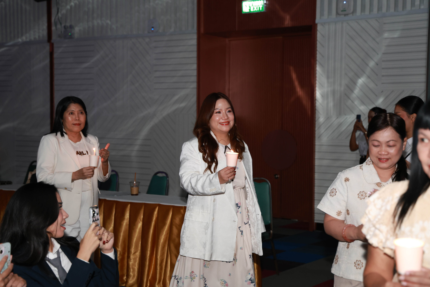 PHOTO-0487