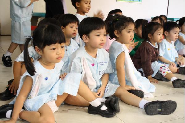 คณะครูระดับชั้นบ้านหนูน้อย บ้านสาธิต จัดงานรื่นเริงปีใหม่