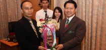 อธิการบดี มสด.  ให้โอวาทแก่นักศึกษา ศูนย์ฯตรัง