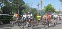 ศูนย์ฯตรัง ร่วมเดินขนวนเทศกาลขนมเค้กตรังประจำปี