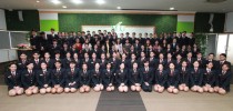 โรงเรียนการท่องเที่ยวและการบริการ จัดพิธีมอบประกาศนียบัตรแก่ นักศึกษาที่สำเร็จการฝึกปฏิบัติงาน โครงการความร่วมมือ ส่งนักศึกษาฝึกปฏิบัติงานกับธุรกิจโรงแรม ( MOU.5 )