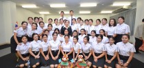 หลักสูตรการศึกษาปฐมวัย ได้จัดกิจกรรมไหว้ครู