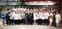 ผู้บริหาร คณาจารย์ นักศึกษา โรงเรียนการเรือน เข้าพบอธิการบดี รายงานผลการแข่งขันการประกอบอาหารในระดับชาติ และนานาชาติ