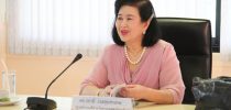 วิทยาเขตสุพรรณบุรี จัดประชุมการตรวจสอบคุณสมบัติข้าราชการฯ ลูกจ้างประจำ และพนักงานมหาวิทยาลัย เพื่อเสนอขอพระราชทานเครื่องราชอิสริยาภรณ์ ประจำปี 2563