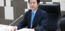กองบริหารงานบุคคล มสด. จัดประชุมคณะกรรมการตรวจสอบเอกสารพิจารณากลั่นกรองความดี ความชอบ เพื่อรับรองข้าราขการ ลูกจ้างประจำพนักงานมหาวิทยาลัยและบุคคลที่มีคุณสมบัติครบถ้วนสมควรขอพระราชทานเครื่องราชอิสริยาภรณ์และเหรียญจักรพรรดิมาลา ประจำปี พ.ศ. 2563