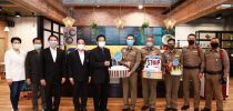 มหาวิทยาลัยสวนดุสิต สนับสนุนหน้ากากอนามัย หน้ากากผ้า Face Shield และเจลแอลกอฮอล์ ให้กับสถานีตำรวจนครบาลสามเสน