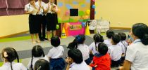 นักศึกษาชั้นปีที่ 1 หลักสูตรศึกษาศาสตรบัณฑิต สาขาการศึกษาปฐมวัย มหาวิทยาลัยสวนดุสิต นครนายก จัดกิจกรรมโครงการ “นิทานส่งเสริมพัฒนาการเด็กปฐมวัย”