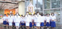 โรงเรียนสาธิตละอออุทิศ ร่วมพิธีถวายพระพรชัยมงคล เพื่อน้อมสำนึกในพระมหากรุณาธิคุณอย่างหาที่สุดมิได้ เนื่องในวันเฉลิมพระชนมพรรษา พระบาทสมเด็จพระเจ้าอยู่หัว รัชกาลที่ 10