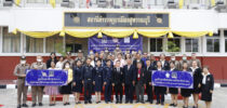 นางกัณณ์อลิน สุอังคะวาทิน ผู้อำนวยการกองกลาง สำนักงานวิทยาเขตสุพรรณบุรี ร่วมพิธีเปิดศูนย์ไกล่เกลี่ยข้อพิพาทภาคประชาชน ประจำสถานีตำรวจภูธรเมืองสุพรรณบุรี