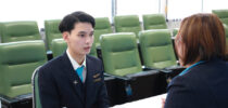 บริษัท พัทยา เอวิเอชั่น จำกัด สอบสัมภาษณ์นักศึกษา สาขาวิชาธุรกิจการบิน โรงเรียนการท่องเที่ยวและการบริการ เพื่อคัดเลือกฝึกประสบการณ์วิชาชีพกับบริษัท