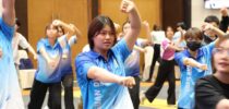 สถาบันขงจื่อมหาวิทยาลัยสวนดุสิต สุพรรณบุรีร่วมกับศูนย์การศึกษา ลำปาง มหาวิทยาลัยสวนดุสิตจัดกิจกรรมการอบรมเชิงปฏิบัติการ การอบรมการวาดภาพด้วยพู่กันจีน ศิลปะนาฏศิลป์จีนและกังฟูจีน
