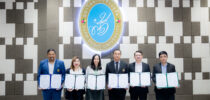 คณะวิทยาการจัดการ ม.สวนดุสิต จัดพิธีลงนามความร่วมมือทางวิชาการกับบริษัท เอส ยู อาร์ เทคทาม จำกัด บริษัท ทิสโก้ไฟแนนเชียลกรุ๊ป จำกัด (มหาชน) บริษัท รักสุขเซ็นเตอร์ จำกัด (ศูนย์ให้คำแนะนำการผ่าตัดส่องกล้อง) สมาคมกีฬาดำน้ำแห่งประเทศไทย มหาวิทยาลัยเกริก