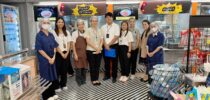 ฝ่ายสิ่งแวดล้อมและสุขาภิบาล สำนักงานเขตดุสิต กรุงเทพมหานคร เข้าตรวจสอบด้านสุขาภิบาลอาหาร สถานประกอบการร้านอาหารฯ ของ ม.สวนดุสิต