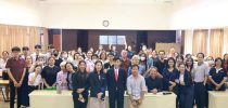 โรงเรียนการเรือน ม.สวนดุสิต จัดอบรมหลักสูตรการออกแบบอาหารเพื่อส่งเสริมสุขภาพและชะลอวัย ภายใต้โครงการผลิตบัณฑิตพันธุ์ใหม่และกำลังคนที่มีสมรรถนะเพื่อตอบโจทย์ภาคการผลิตตามนโยบายการปฏิรูปการอุดมศึกษาไทย ปี พ.ศ. 2568 หลักสูตรประเภทประกาศนียบัดร กิจกรรมหลักโภชนาการอาหารสำหรับแต่ละช่วงวัย