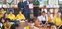 งานแนะแนว กองบริการนักศึกษา สำนักงานวิทยาเขตสุพรรณบุรี เข้าแนะแนวทางการศึกษาต่อในระดับปริญญาตรีของมหาวิทยาลัยสวนดุสิต ผ่านระบบ TCAS 69 และประชาสัมพันธ์โครงการเตรียมความพร้อมสู่รั้ว มหาวิทยาลัยสวนดุสิต วิทยาเขตสุพรรณบุรี ปีการศึกษา 2569 ให้กับนักเรียนในระดับชั้นมัธยมศึกษาปีที่ 6 โรงเรียนบรรหารเเจ่มใสวิทยา 1 (คาบเรียนแนะแนว จำนวน 6 คาบ)