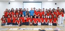 สาขาวิชาภาษาจีนเพื่องานบริการ คณะมนุษยศาสตร์ฯ ร่วมกับสถาบันขงจื่อ สุพรรณบุรี จัดโครงการ “สัมผัสศิลปะการวาดภาพ การเขียนด้วยพู่กันจีน นาฏศิลป์จีน และกังฟูจีน”