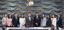 บัณฑิตวิทยาลัย ม.สวนดุสิต จัดสอบโครงร่างวิทยานิพนธ์ และ สอบปกป้องวิทยานิพนธ์ นักศึกษาระดับปริญญาเอก หลักสูตรศึกษาศาสตรดุษฎีบัณฑิต สาขาวิชาภาวะผู้นำทางการศึกษา