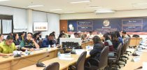 มหาวิทยาลัยสวนดุสิต วิทยาเขตสุพรรณบุรี เข้าร่วมการประชุมการประชุมคณะกรรมการร่วมภาครัฐและเอกชนเพื่อพัฒนาและแก้ไขปัญหาทางเศรษฐกิจจังหวัดสุพรรณบุรี (กรอ.จังหวัดสุพรรณบุรี) ครั้งที่ 5/2568