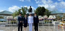 มหาวิทยาลัยสวนดุสิต ศูนย์การศึกษา ตรัง ร่วมพิธีวางพวงมาลาและถวายตัวเป็นลูกพระราชบิดา เนื่องใน “วันมหิดล” ประจำปี 2568
