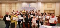 มหาวิทยาลัยสวนดุสิต ศูนย์การศึกษา ตรัง จัดงานเสวนา “การอนุรักษ์และสืบทอดอาหารเอกลักษณ์และวัฒนธรรมอาหารเมืองตรัง” และนำเสนอผลงานวิจัย “นวัตกรรมในการยกระดับอาหารเอกลักษณ์และวัฒนธรรมอาหารเมืองตรัง” วันศุกร์ ที่ 26 กันยายน 2568 ณ โรงแรมธรรมรินทร์ธนา จังหวัดตรัง