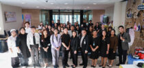 โรงเรียนการเรือน เข้าร่วมกิจกรรมเสริมสร้างสุขภาพด้วยการยืดเหยียดและโภชนาการเพื่อคนทำงาน ในโครงการ Happy Body Office Day สุขภาพดี เริ่มต้นที่ที่ทำงาน จัดโดยสำนักงานเลขาธิการสภาผู้แทนราษฎร