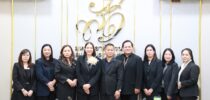 โรงเรียนการท่องเที่ยวละการบริการ รับการตรวจประเมินเพื่อรับรององค์กรที่ทำหน้าที่ให้บริการฝึกอบรม หลักสูตรอบรมเชิงปฏิบัติการนักให้บริการสุขภาพอย่างมืออาชีพที่สอดคล้องกับมาตรฐานสาขาวิชาชีพการท่องเที่ยว การโรงแรม ภัตตาคารและร้านอาหาร สาขาการให้บริการการท่องเที่ยวเชิงการแพทย์และสุขภาพ อาชีพนักจัดการการท่องเที่ยวเชิงสุขภาพ (Wellness Travel Facilitator) จากสถาบันคุณวุฒิวิชาชีพ (องค์การมหาชน)