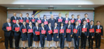 โรงเรียนกฎหมายและการเมือง นำผู้เข้ารับการอบรมหลักสูตรประกาศนียบัตรกฎหมายปกครองและวิธีพิจารณาคดีปกครอง   (ที่ได้รับการรับรองจาก ก.ศป. แล้ว) รุ่นที่ 9 ศึกษาดูงานศาลปกครอง และจัดพิธีมอบประกาศนียบัตรผู้ผ่านการอบรมหลักสูตรประกาศนียบัตรกฎหมายปกครองและวิธีพิจารณาคดีปกครอง รุ่นที่ 8