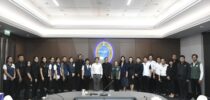 สำนักนวัตกรรมชุมชน ร่วมกับวิทยาเขตสุพรรณบุรี ต้อนรับคณะผู้บริหาร จากกรมการแพทย์แผนไทยและการแพทย์ทางเลือก โรงพยาบาลเจ้าพระยายมราช สาธารณสุข จังหวัดสุพรรณบุรี และหน่วยงานราชการที่เกี่ยวข้องในการประชุมเพื่อหารือแนวทางการร่วมมือเชิงยุทธศาสตร์ เพื่อพัฒนาพื้นที่ต้นแบบด้านการแพทย์ สุขภาพ อาหารและสุขภาวะ และนวัตกรรมบนฐานองค์ความรู้ ภายใต้นโยบาย Thai food for Good Health จังหวัดสุพรรณบุรี