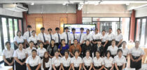 หลักสูตรศึกษาศาสตรบัณฑิต สาขาวิชาการประถมศึกษา มหาวิทยาลัยสวนดุสิต วิทยาเขตสุพรรณบุรี จัดกิจกรรมชุมชนแห่งการเรียนรู้ PLC สะท้อนคิดจากการสังเกตในห้องเรียนจริง นักศึกษาชั้นปีที่ 1