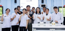 คณะวิทยาศาสตร์และเทคโนโลยี มหาวิทยาลัยสวนดุสิต จัดกิจกรรมการถ่ายทอดเทคโนโลยี อบรมเชิงปฏิบัติการการตั้งตำรับเครื่องสำอาง แชมพูและครีมนวดผสมสารสกัดข้าวเจ้าหอมสุพรรณบุรี ภายใต้ โครงการอนุรักษ์พันธุกรรมพืชอันเนื่องมาจากพระราชดำริสมเด็จพระเทพรัตนราชสุดาฯ สยามบรมราชกุมารี มหาวิทยาลัยสวนดุสิต (อพ.สธ.-มสด.) ประจำปีงบประมาณ พ.ศ. 2569