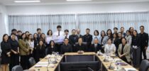 อธิการบดีมหาวิทยาลัยสวนดุสิตประชุมติดตามผลการดำเนินงาน พร้อมมอบนโยบายการพัฒนาศูนย์การศึกษา ลำปาง